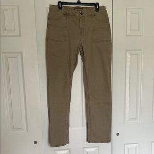 Bit & Bridle Women’s Straight Leg Jeans